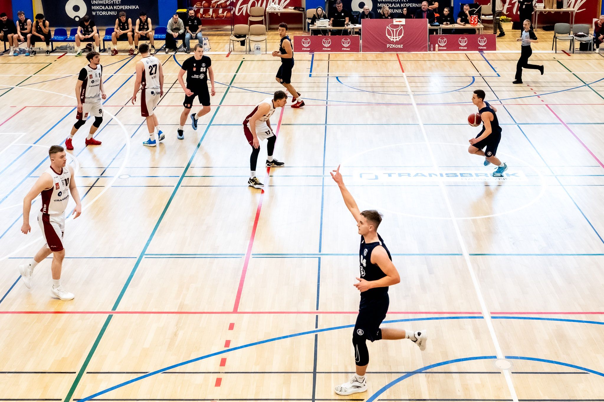 Granie dla Kobiet - mecz koszykarzy AZS UMK - GAK Gdynia