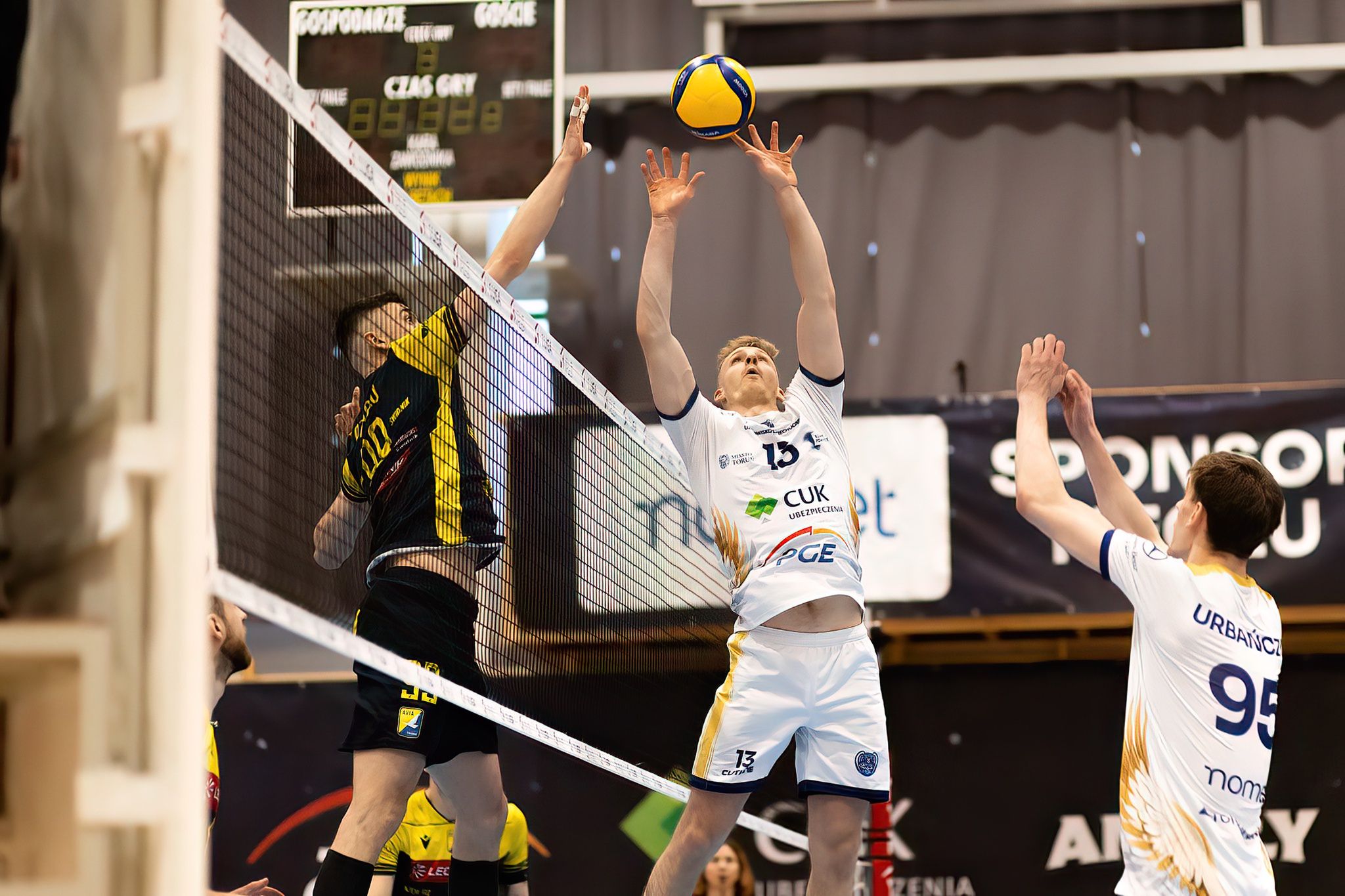 CUK Anioły Toruń - PZL Leonardo Avia Świdnik