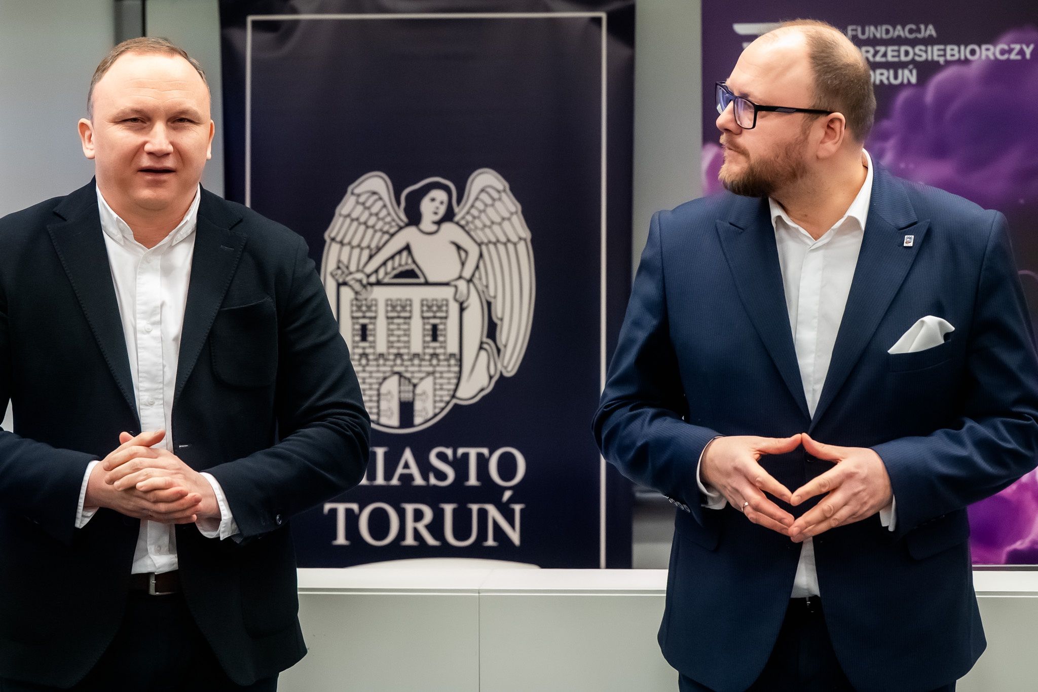 Najlepsi absolwenci otrzymali klucze do mieszkań