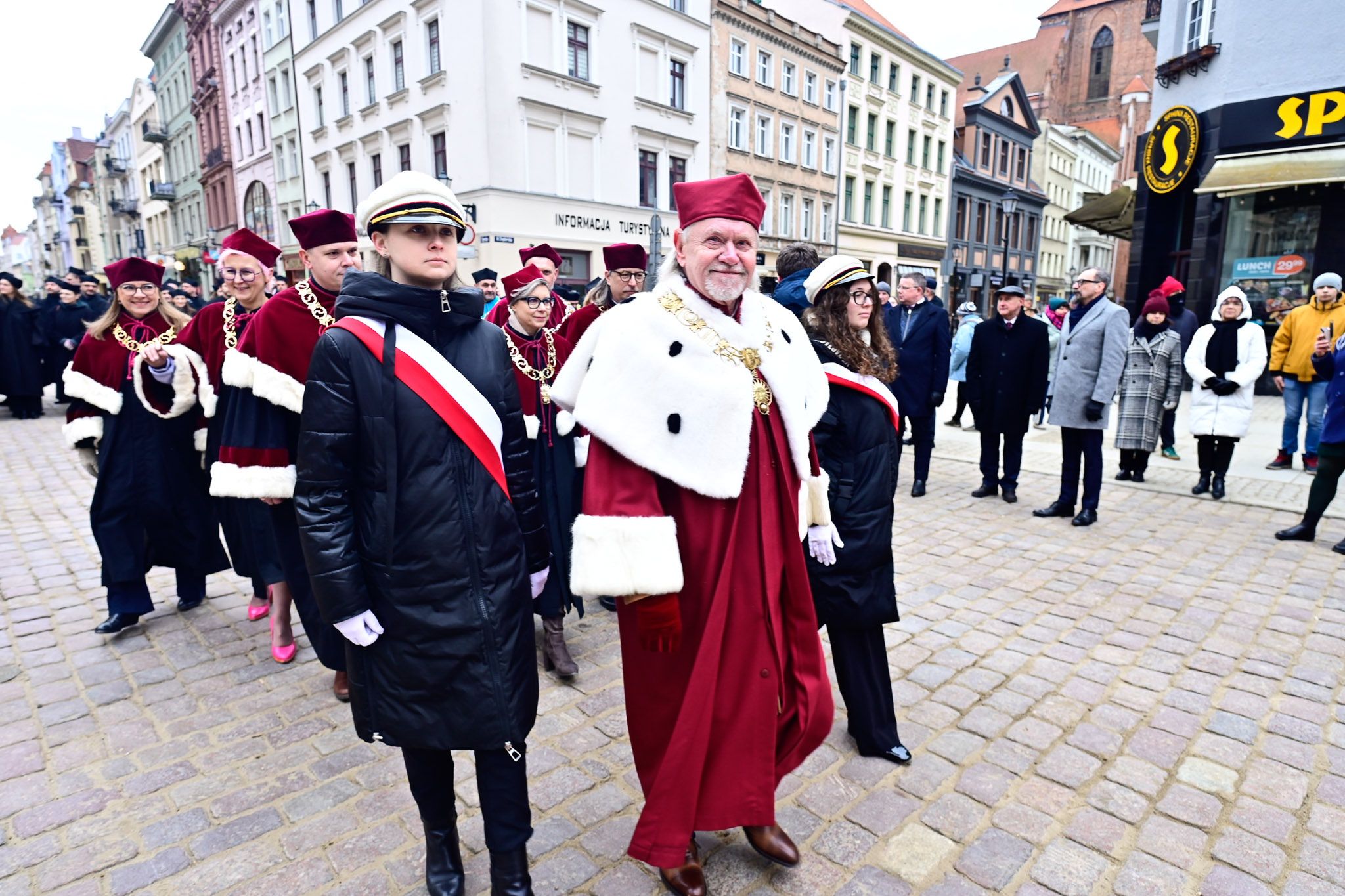 Uroczystości pod pomnikiem Kopernika