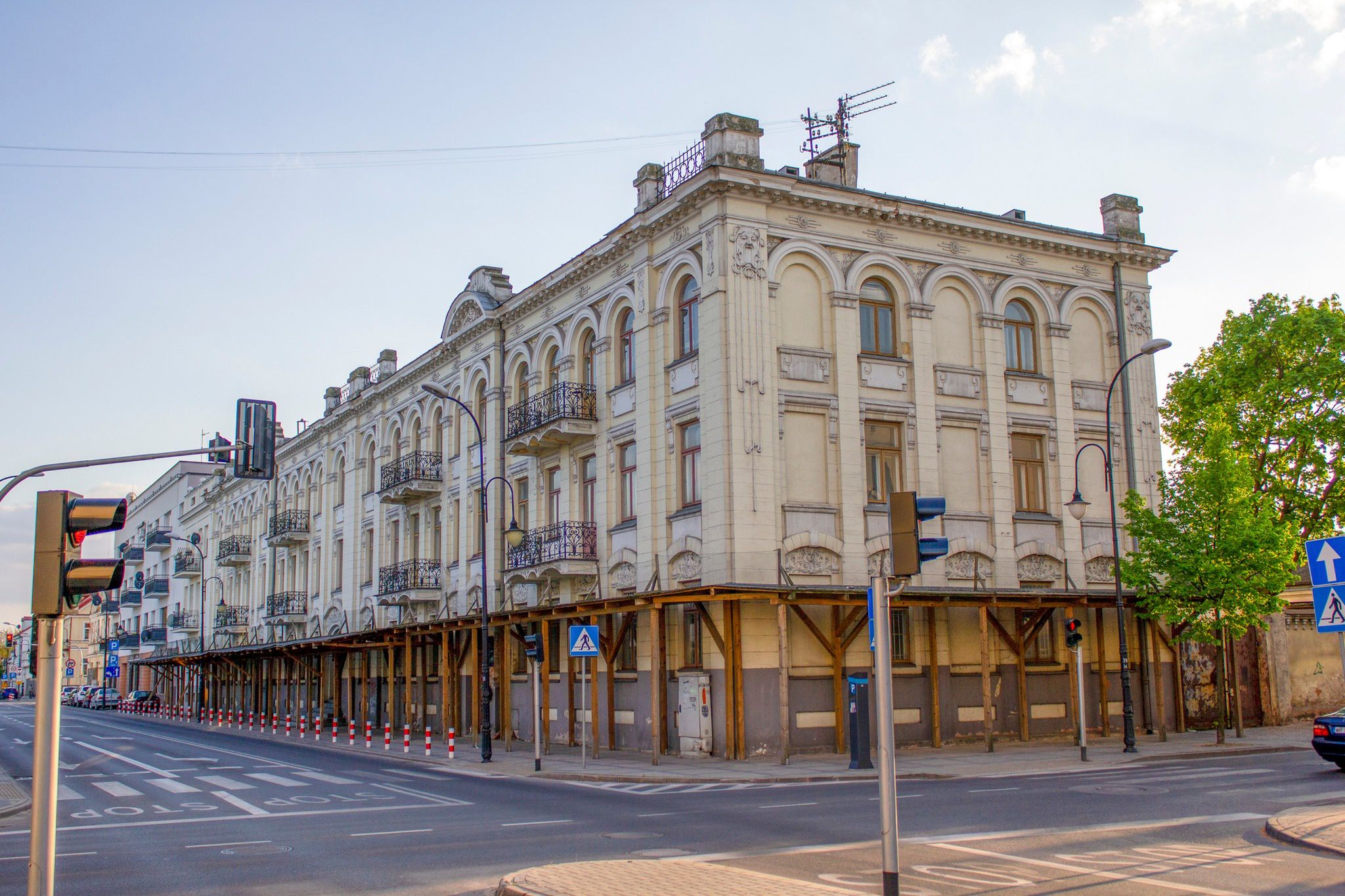 Zabytkowa kamienica zmieniła właściciela