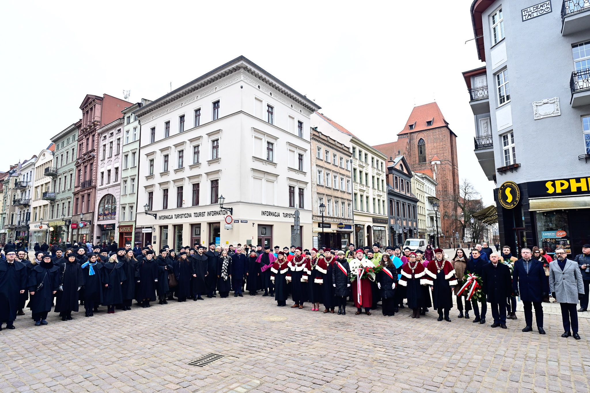 Uroczystości pod pomnikiem Kopernika