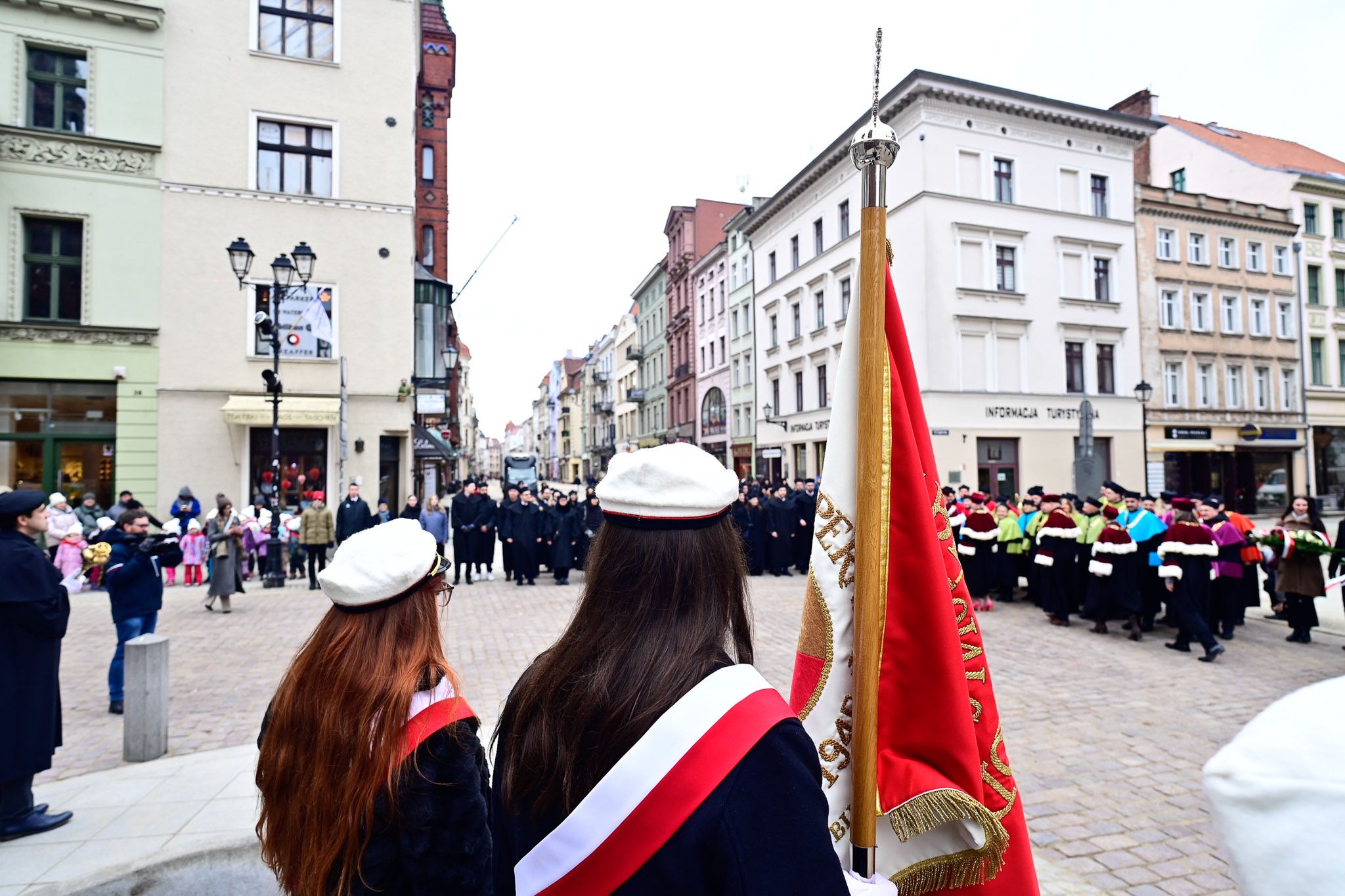 Uroczystości pod pomnikiem Kopernika