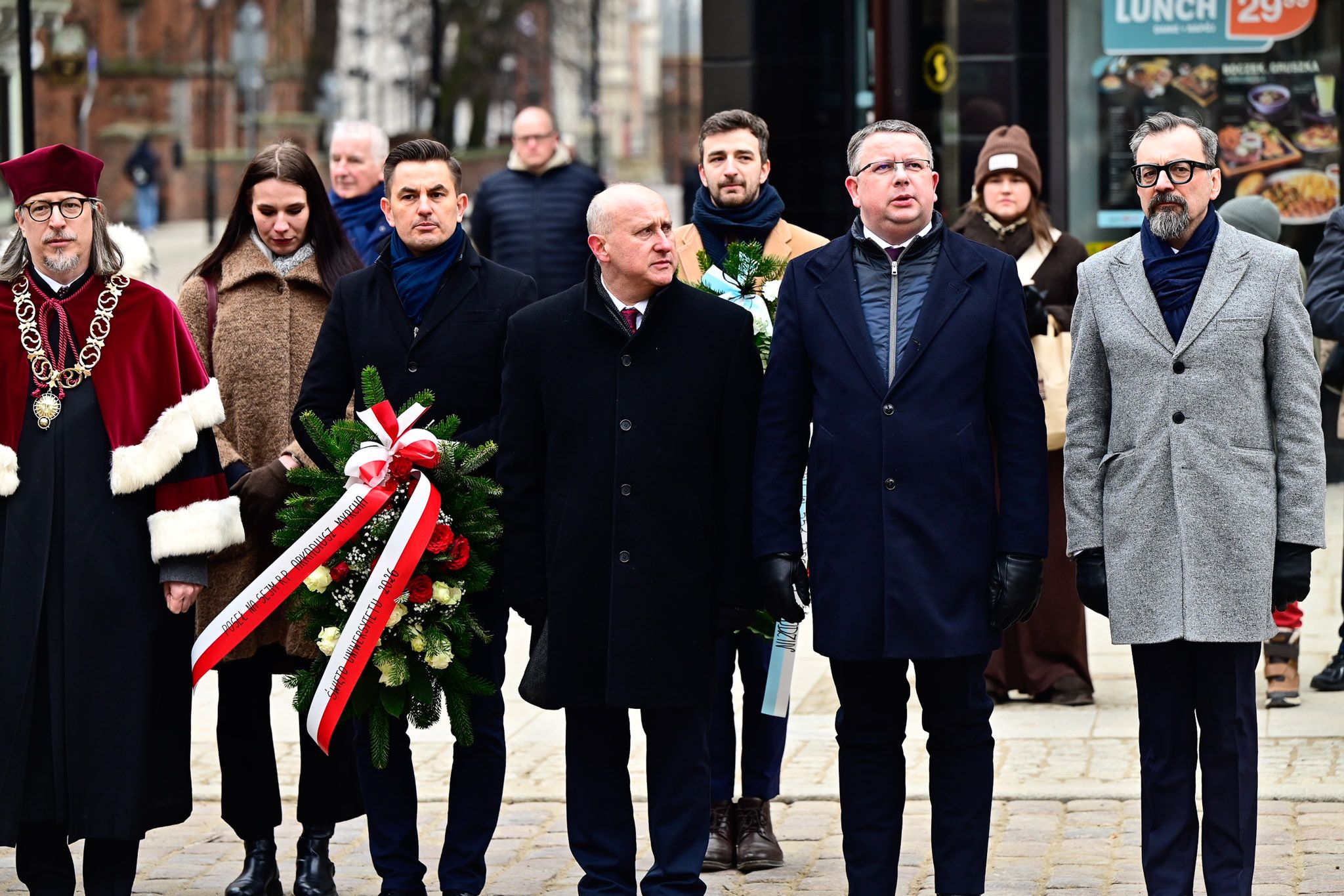 Uroczystości pod pomnikiem Kopernika