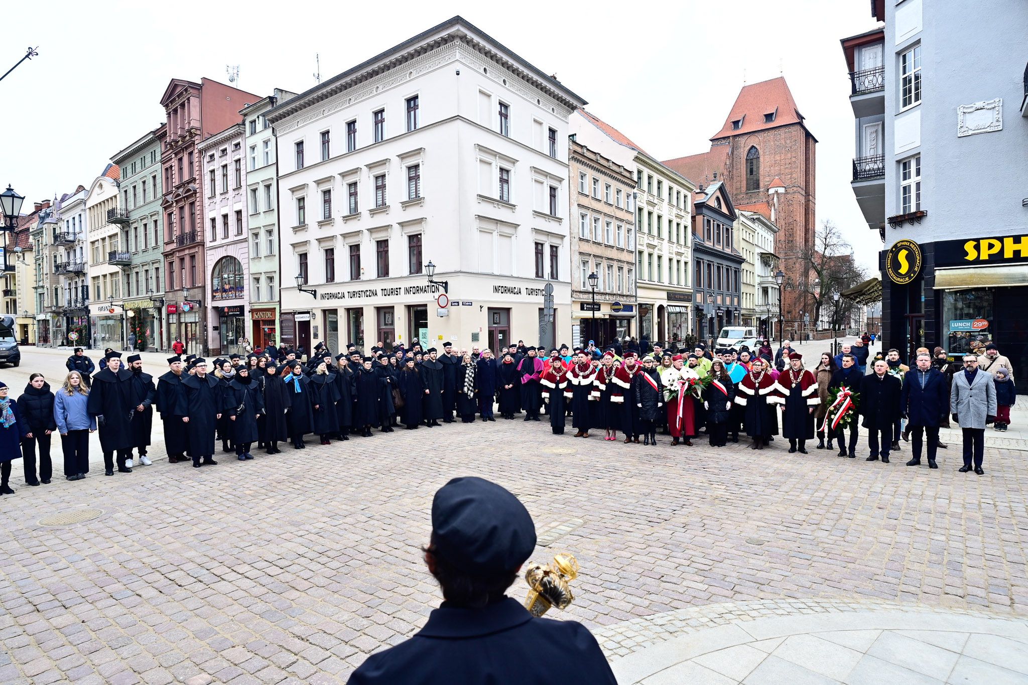 Uroczystości pod pomnikiem Kopernika
