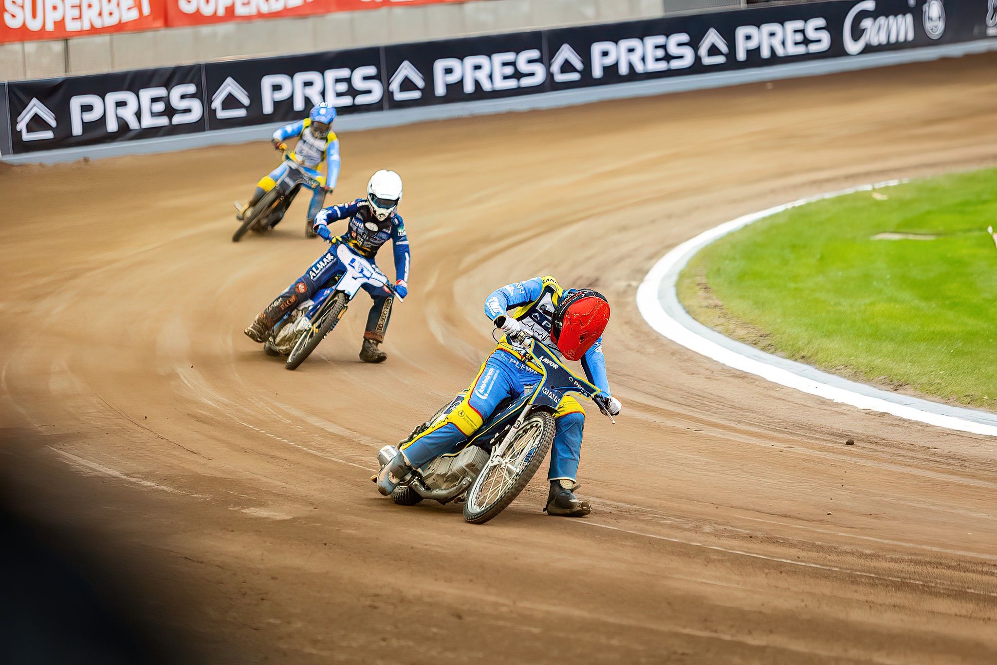 PRES Grupa Deweloperska - FOGO Unia Leszno