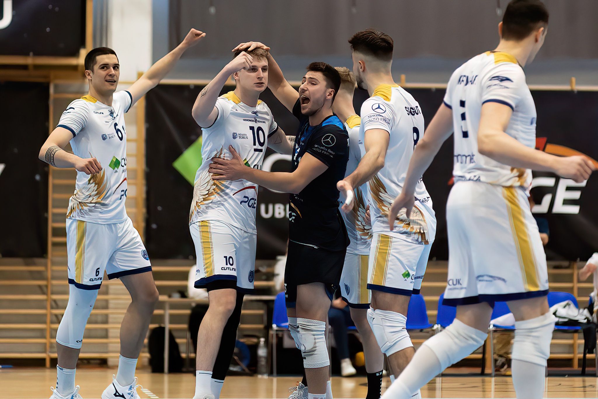 CUK Anioły Toruń - PZL Leonardo Avia Świdnik