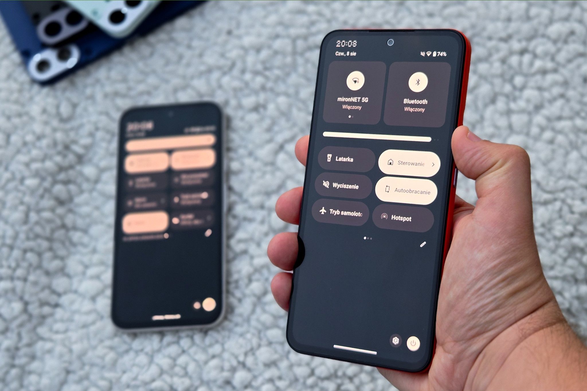 CMF Phone 1 i Pixel 8a