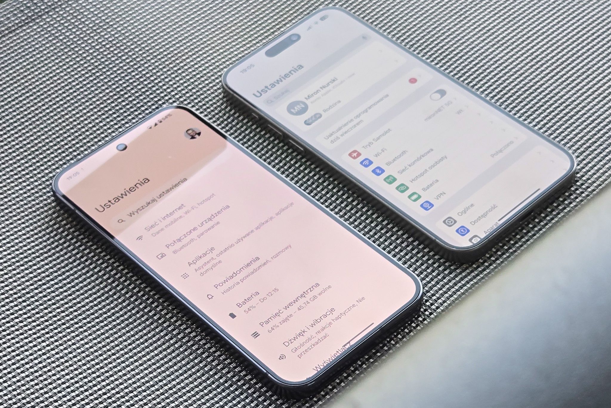 Pixel 9 Pro XL i iPhone 15 Pro Max