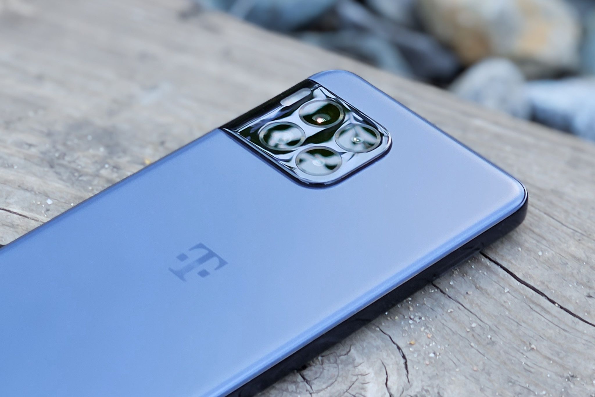 T Phone Pro 2
