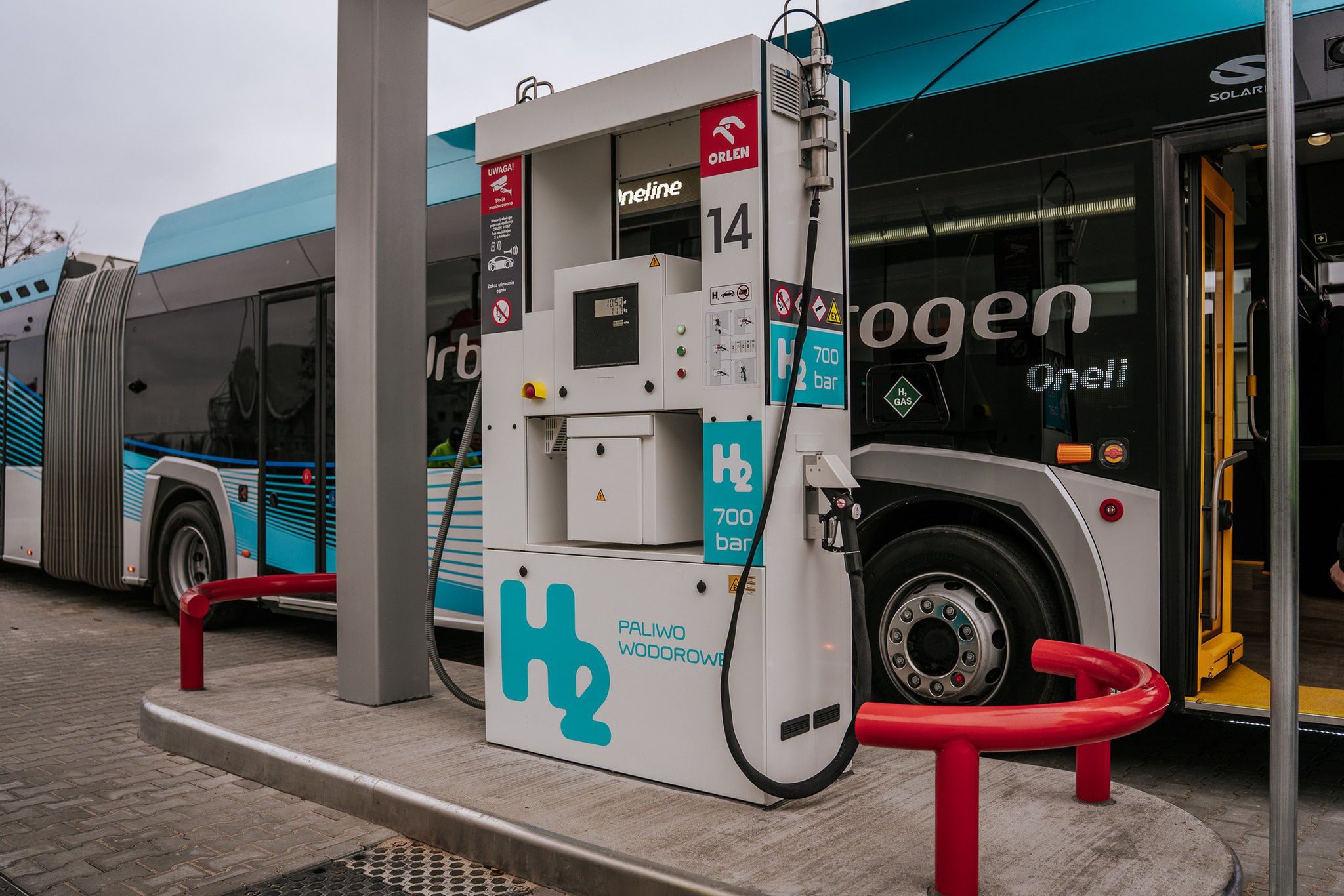Testy autobusu wodorowego 