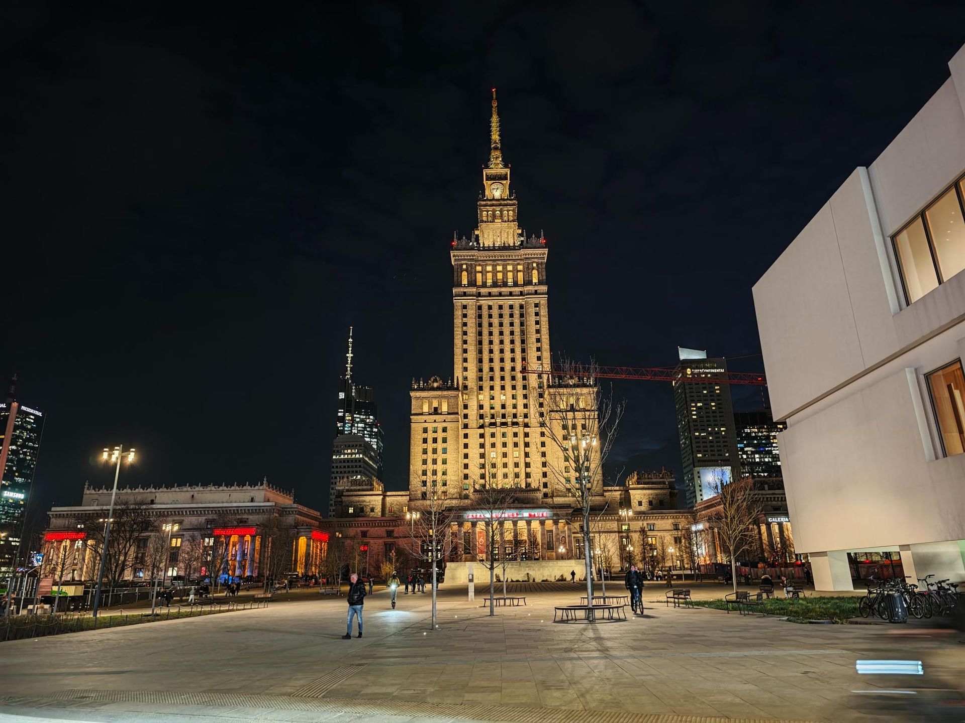 Zdjęcie nocne z Xiaomi 17 Ultra