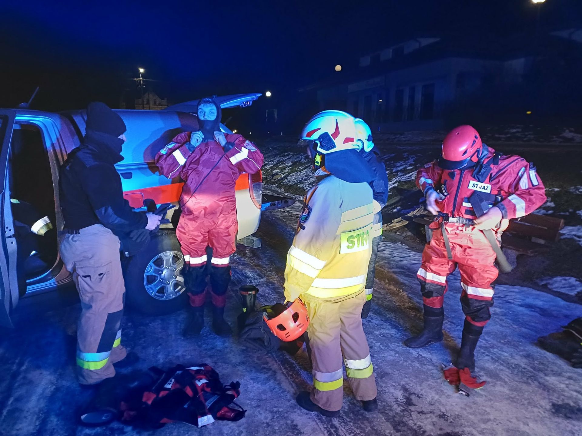 Uratowane trzy łabędzie 