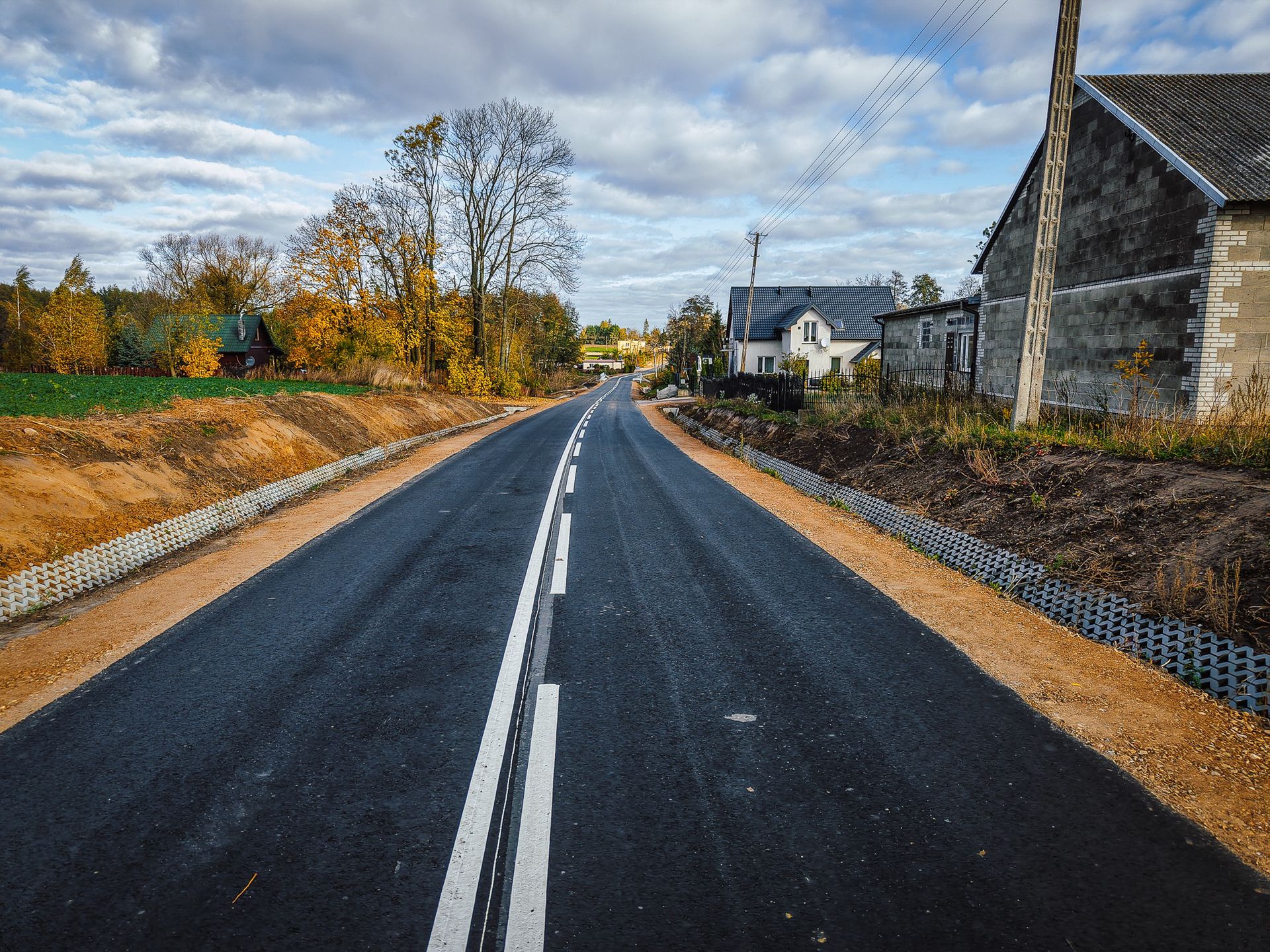 Nowa droga i dwa mosty 