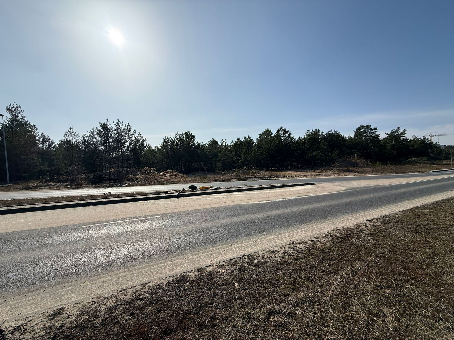 Mało urokliwe pozostałości zimy  