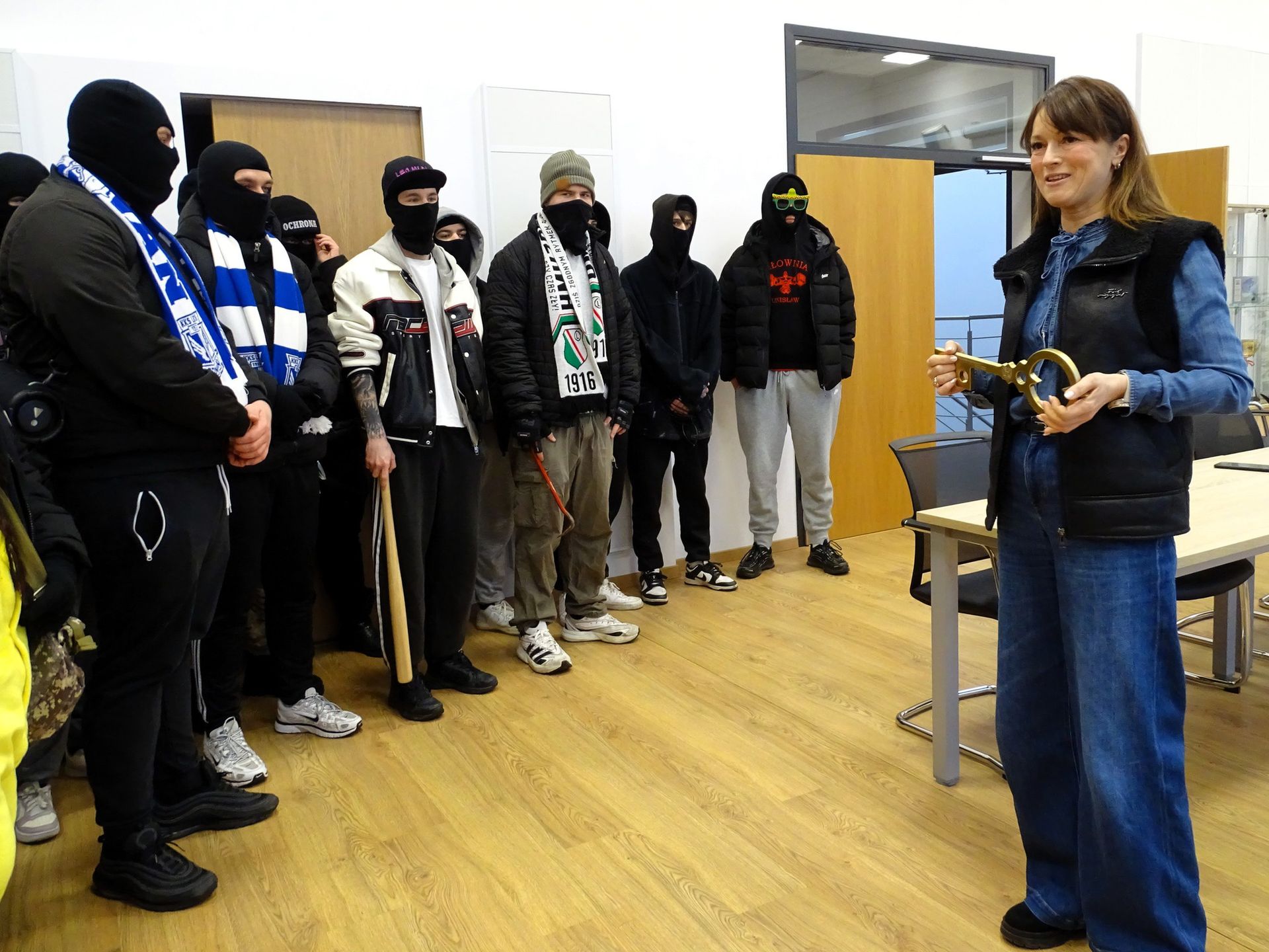 Młodzież spotkała się z władzami samorządowymi powiatu