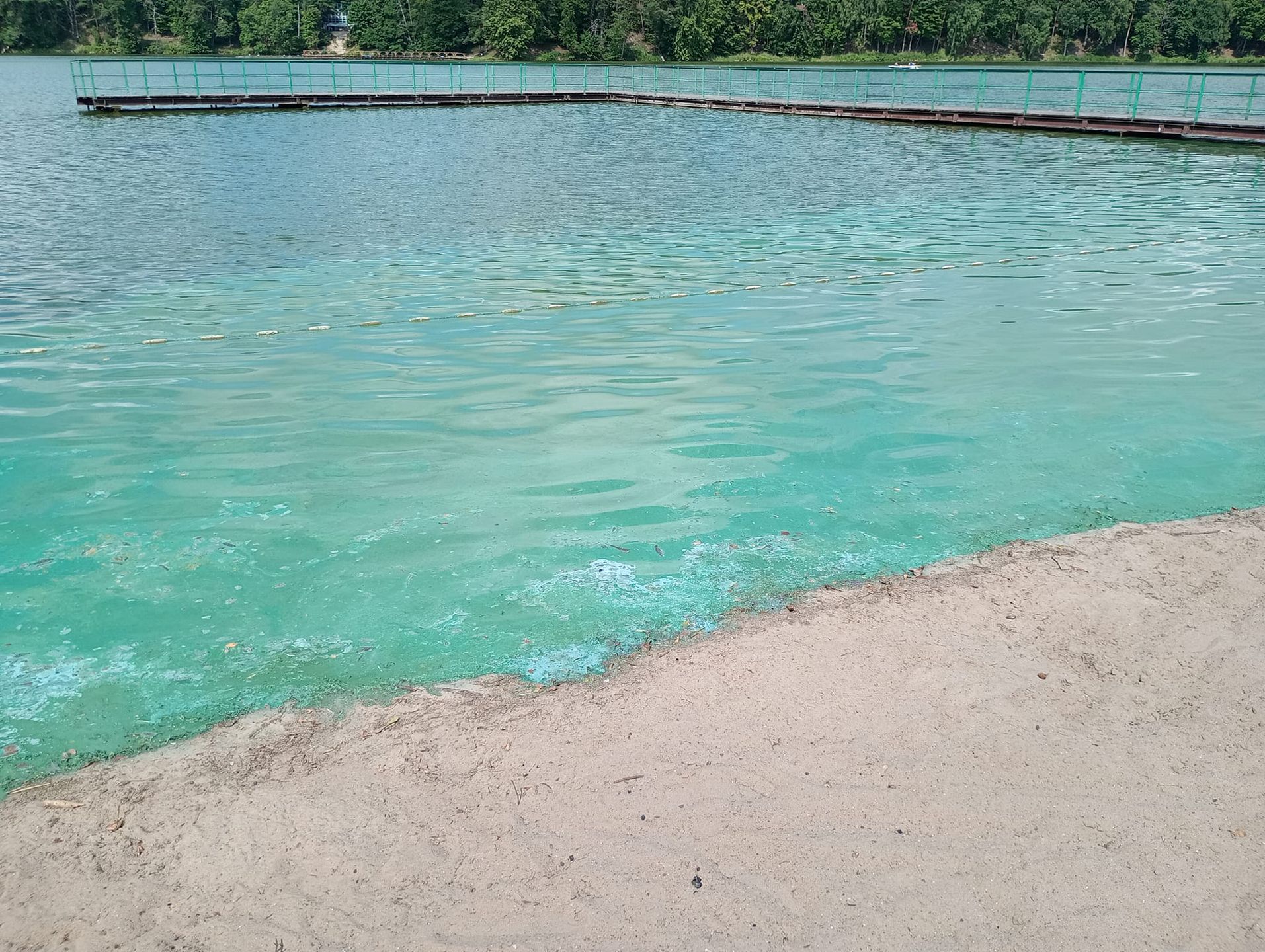 Kąpielisko nad jeziorem Soczewka 