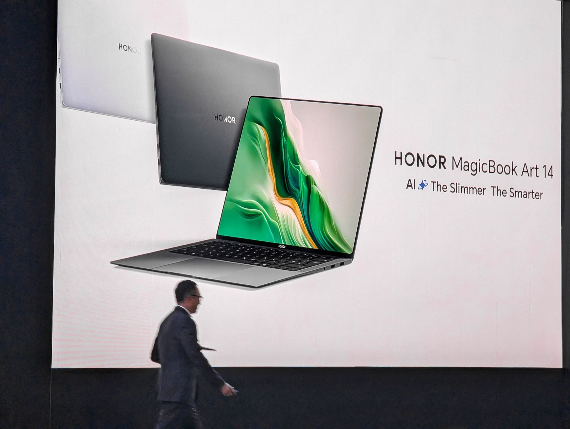 Honor MagicBook Art 14