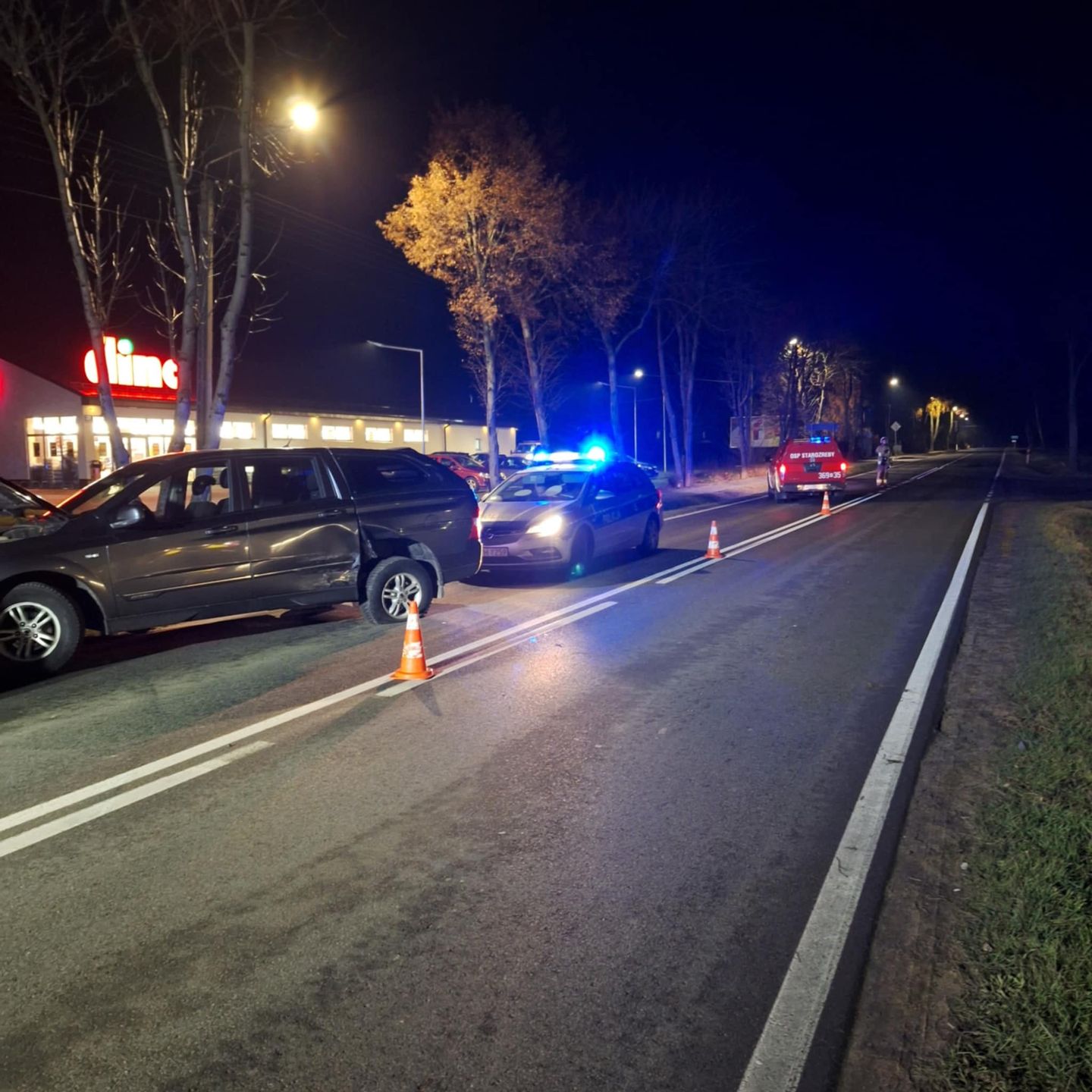 Zderzenie trzech pojazdów