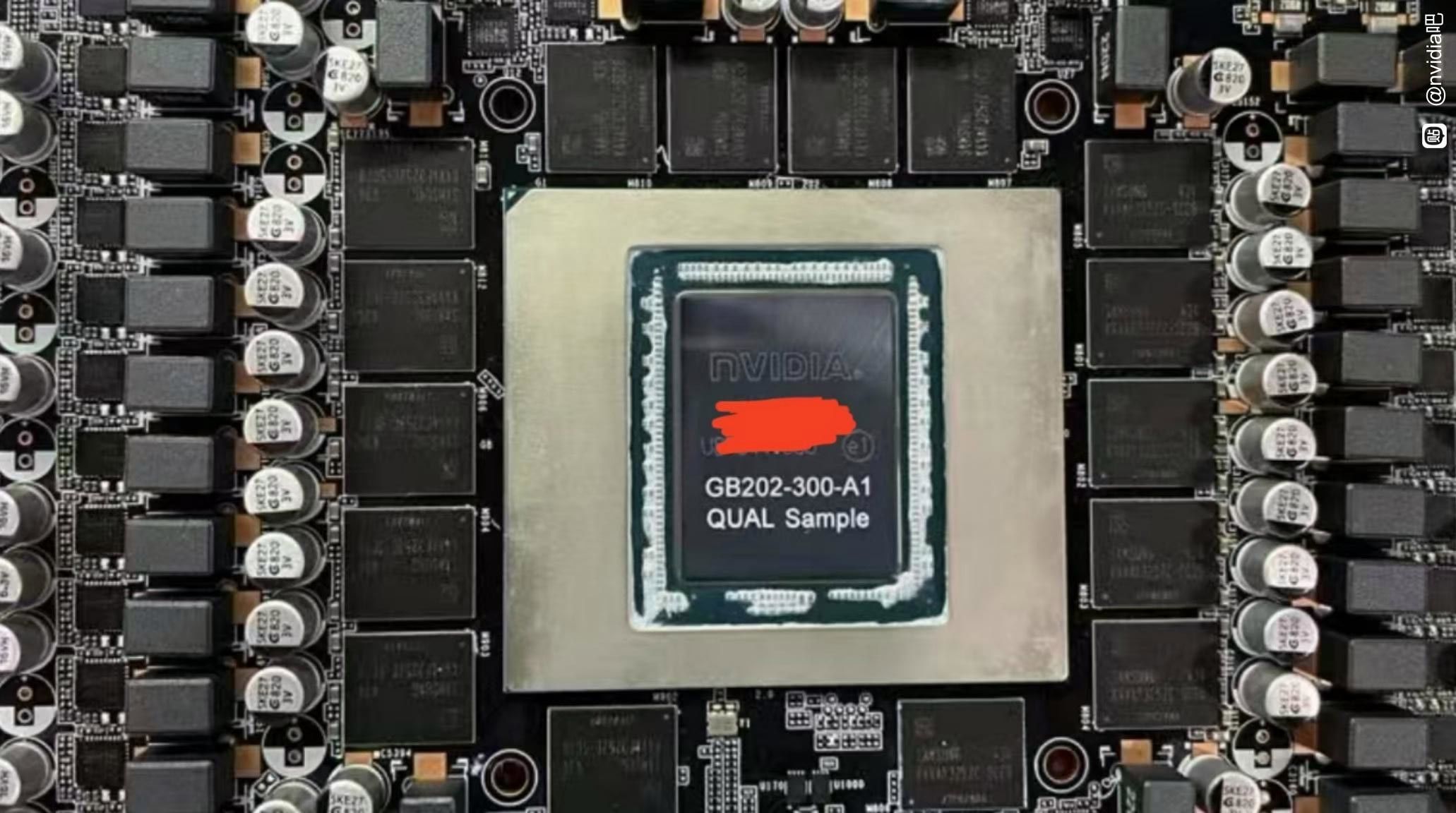 GeForce RTX 5090 - płytka drukowana