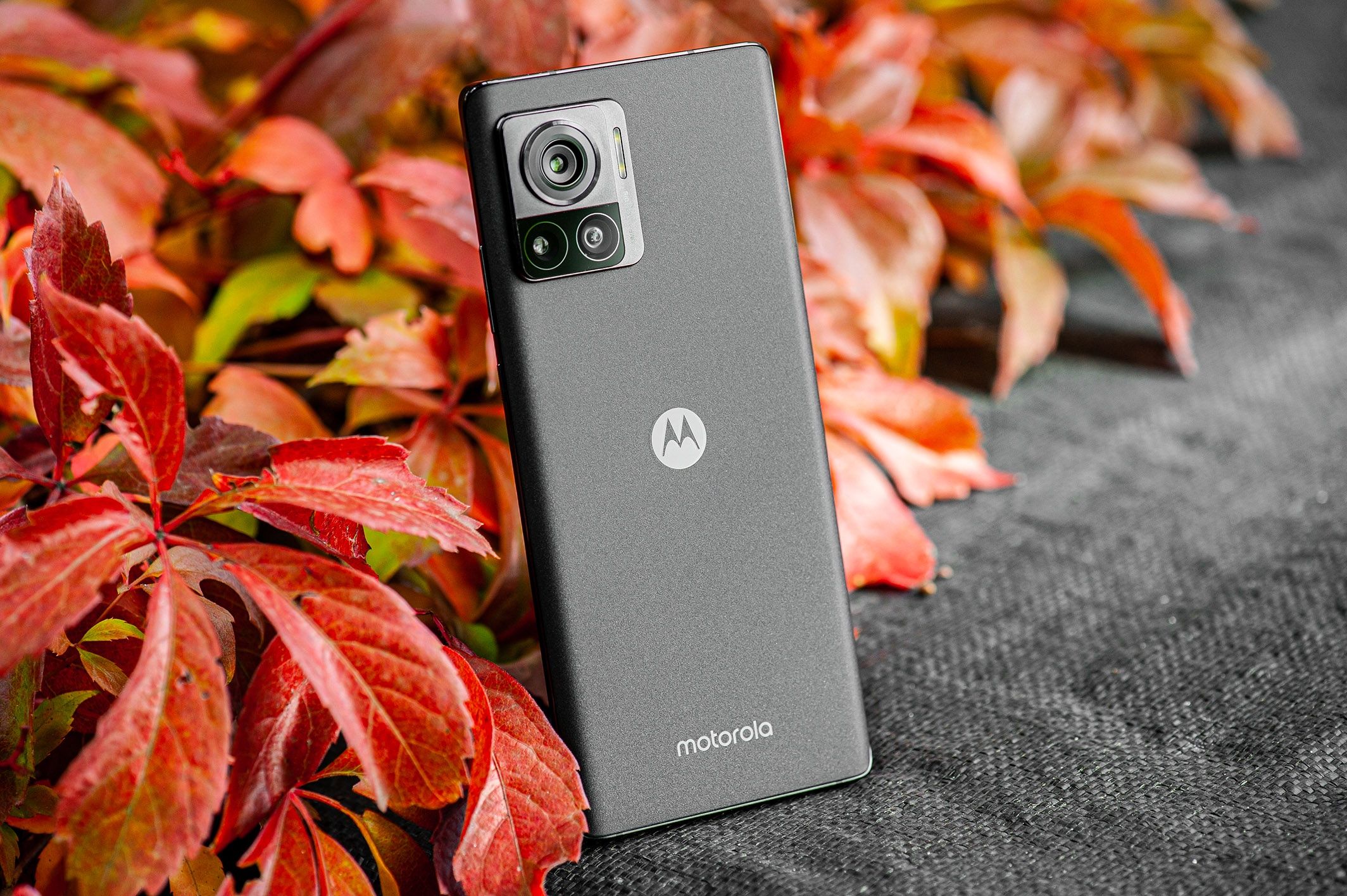 Motorola Edge 30 Ultra - wygląd