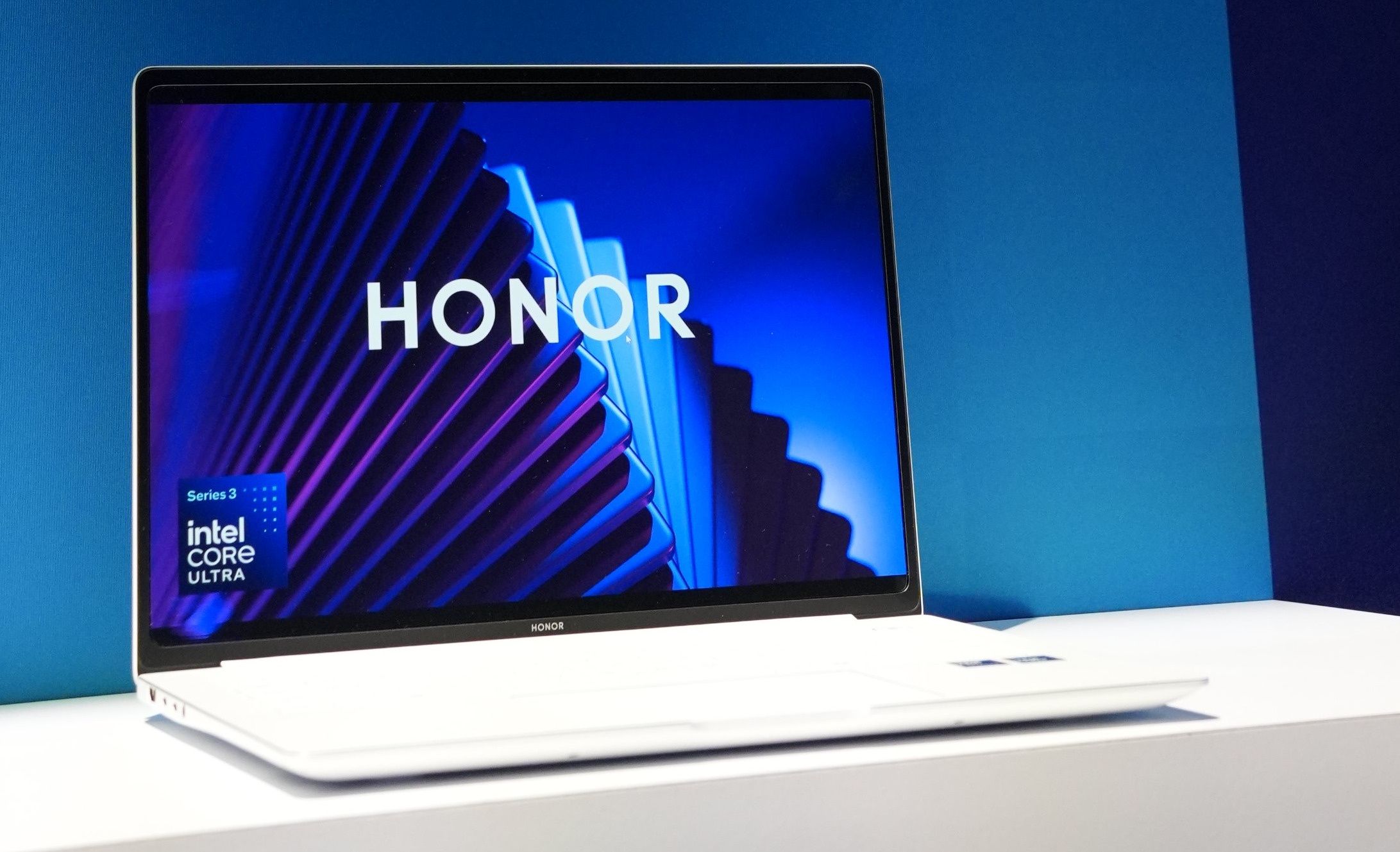 Honor MagicBook Pro 14