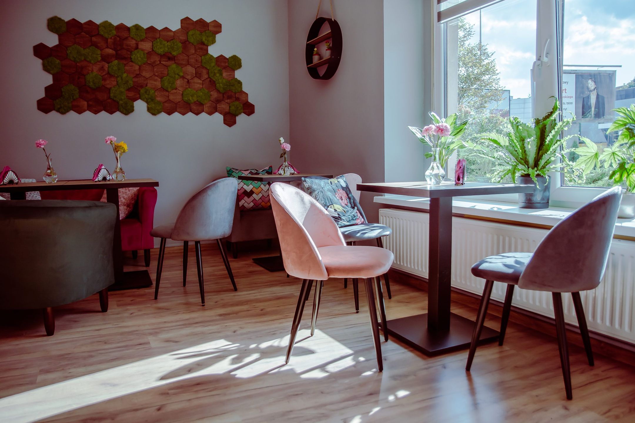 Wnętrze Kawiarni Swawolna 