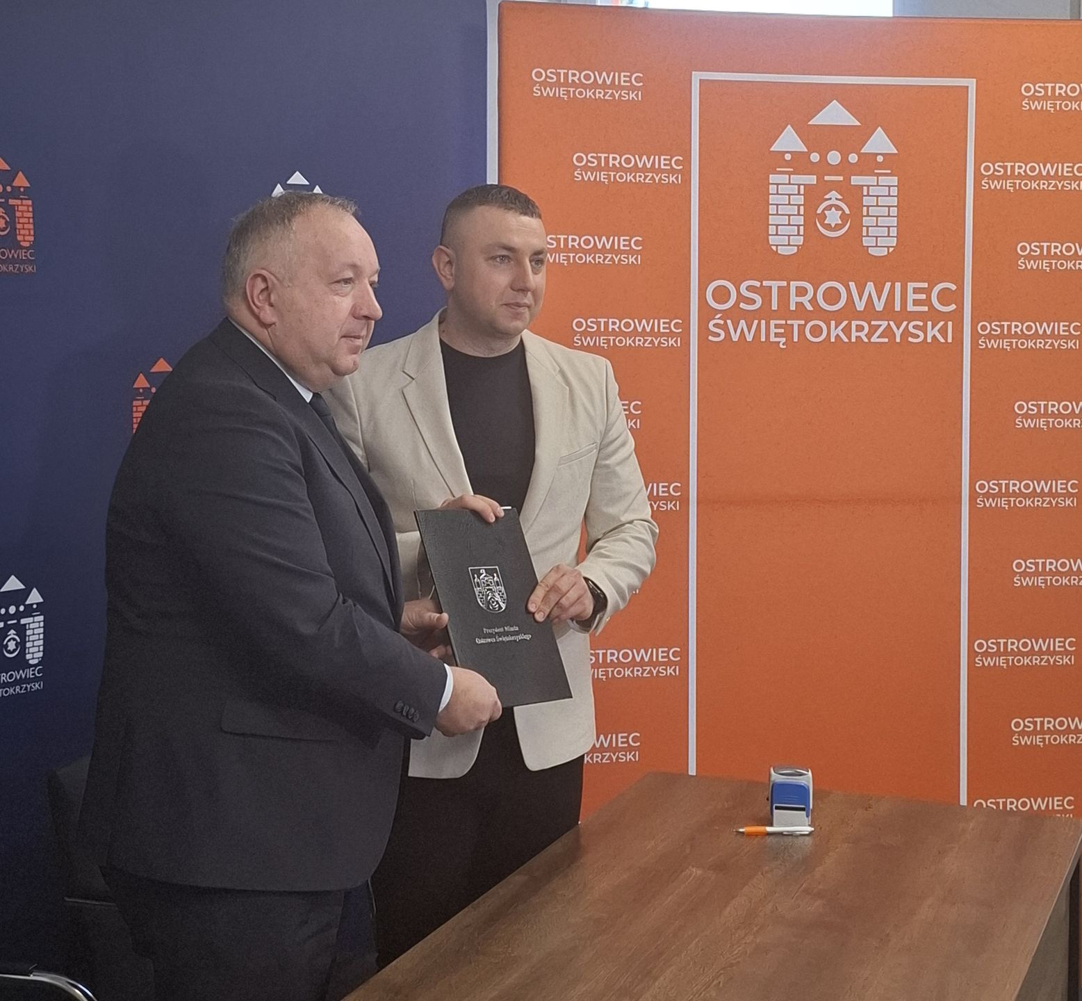 Foto z konferencji prasowej