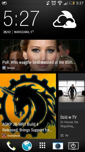 HTC BlinkFeed