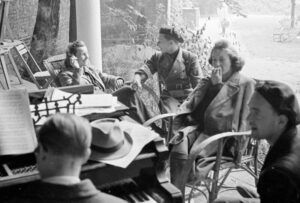 Koncert w kawiarni "U Aktorek" (1944)