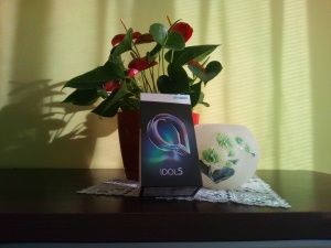 Alcatel Idol 5 aparat przedni