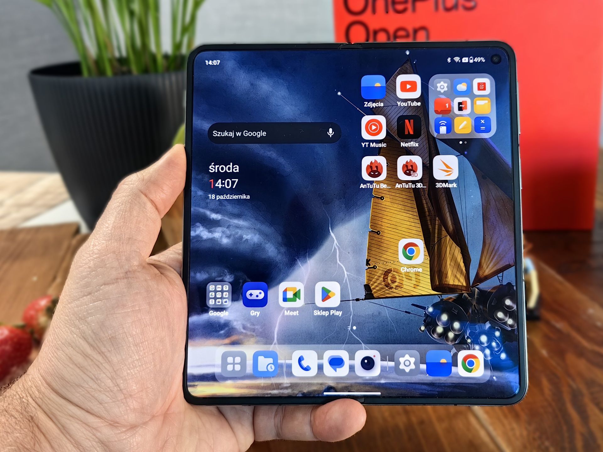 Składany smartfon OnePlus Open