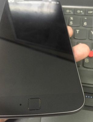 Moto G (4th gen) front