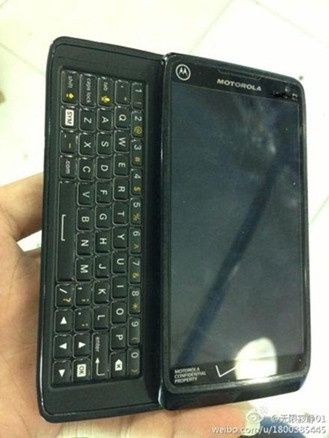 Motorola Droid 5 smartfon