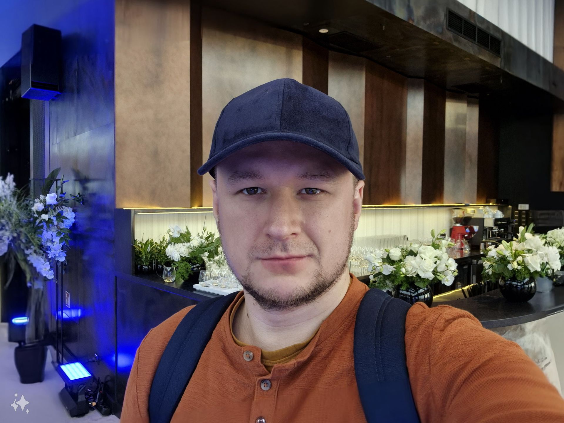 Wyprostowane selfie z Samsunga Galaxy S24