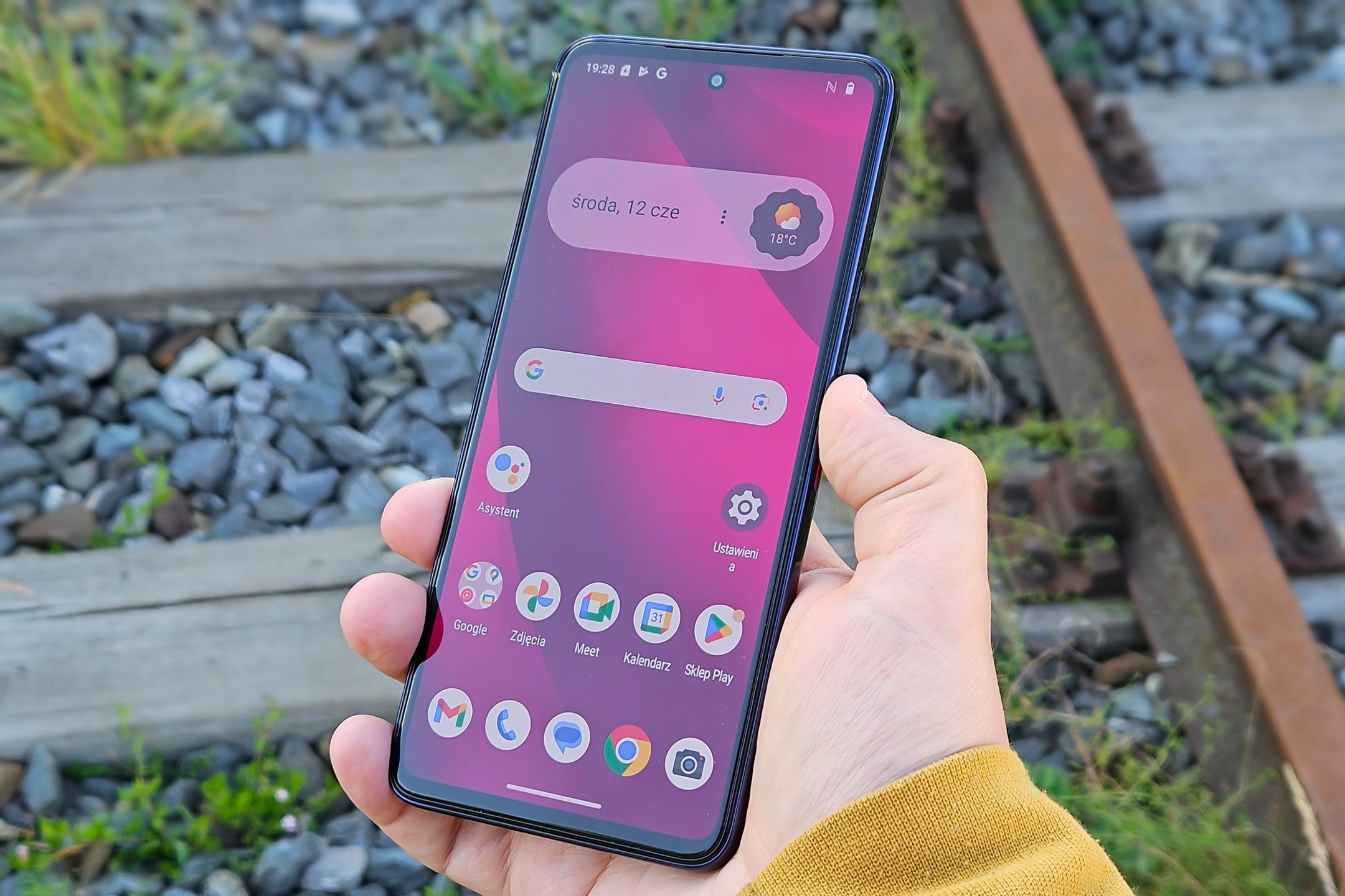 T Phone 2 Pro