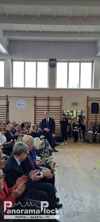 100-lecie i troszeczkę Zespołu Szkół Ekonomiczno-Kupieckich w Płocku