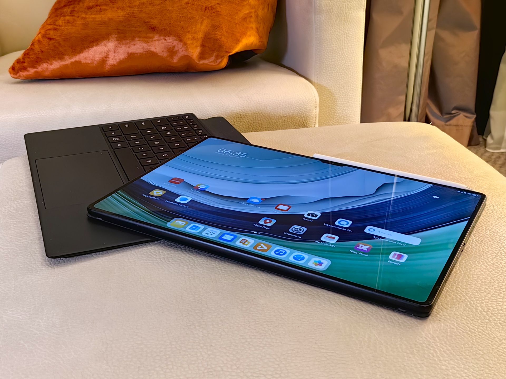Huawei MatePad Pro 13.2 wraz z klawiaturą