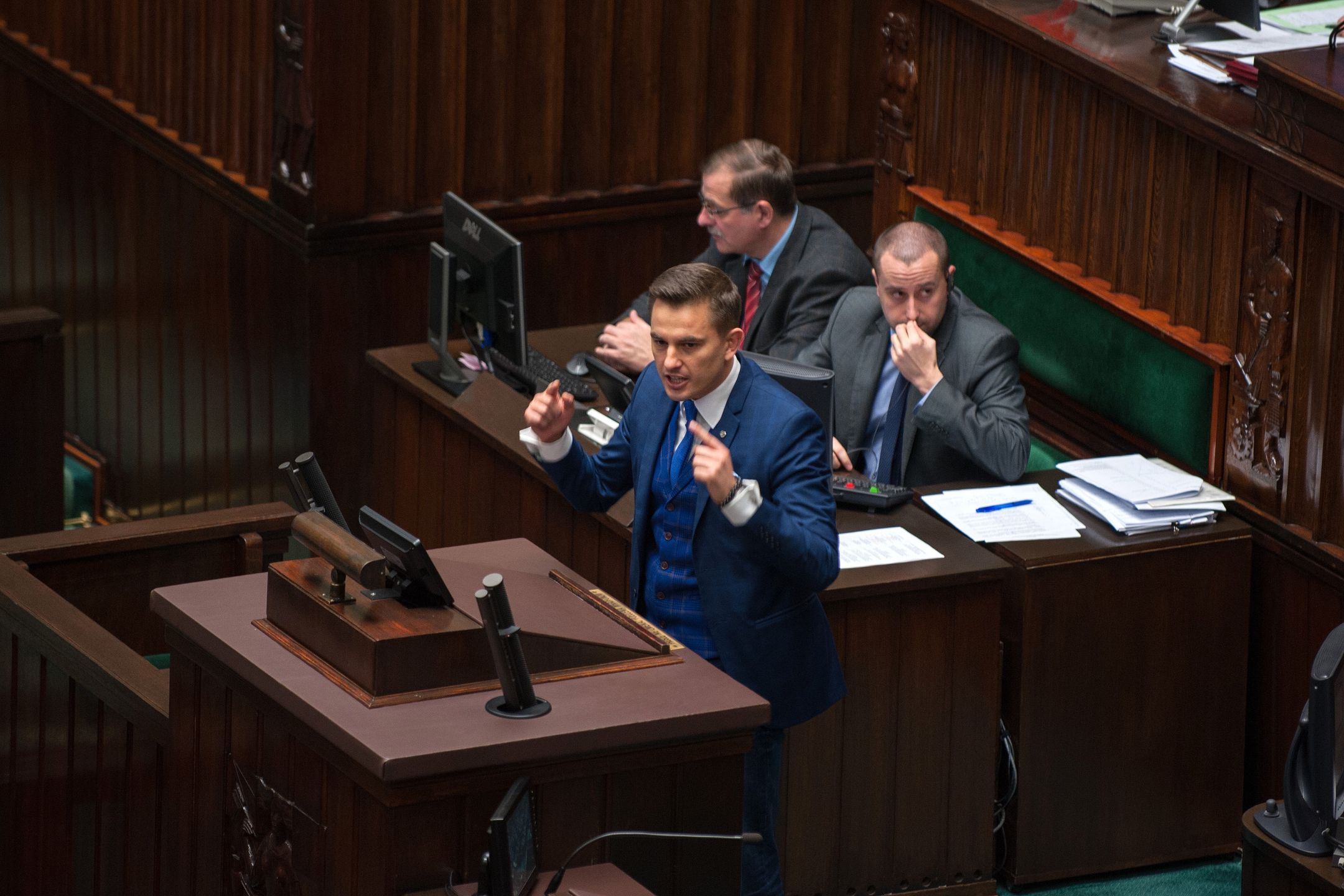 Arkadiusz Myrcha na mównicy sejmowej