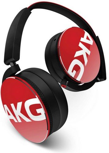 AKG Y50 pilot