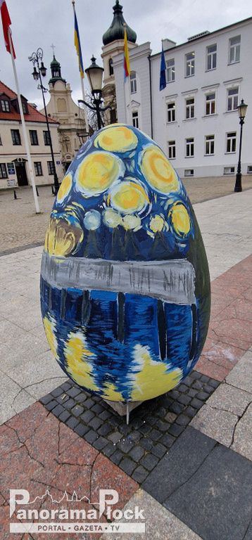 Pisanki Wielkanocne na Starym Rynku w Płocku