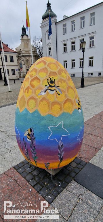 Pisanki Wielkanocne na Starym Rynku w Płocku
