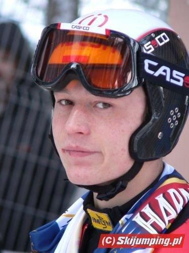 Mateusz Rutkowski - polski skoczek narciarski podczas Pucharu Świata w skokach narciarskich Zakopane 2005 fot. Tadeusz Mietczyński/CC BY-SA 3.0