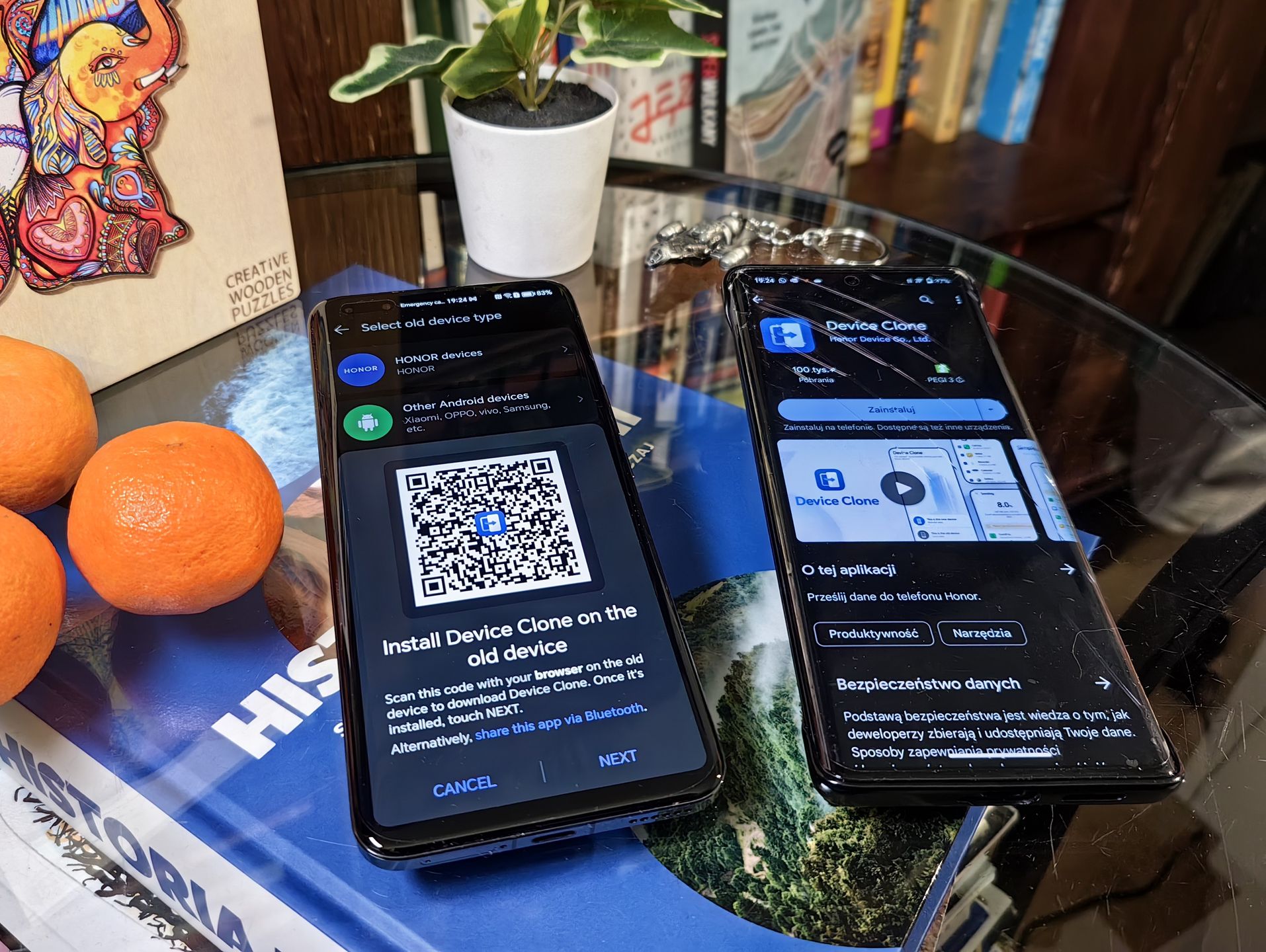 Smartfony w trakcie procedury przenoszenia danych