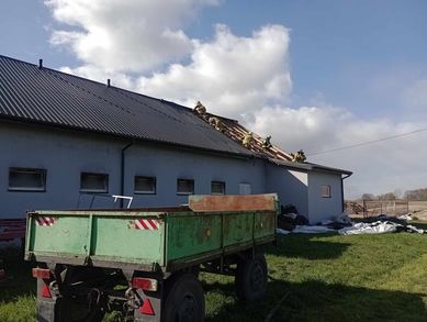 Zerwany dach