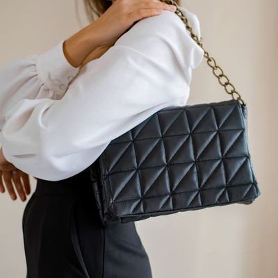 Czarna elegancka torebka
