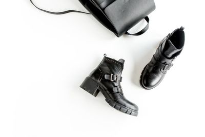 botki w stylu guess