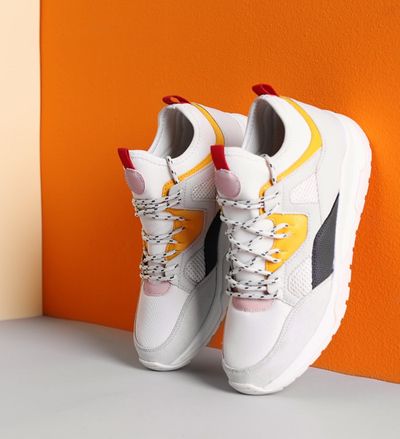 buty w stylu sprandi