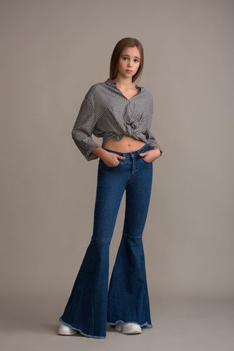 spodnie dzwony jeansy