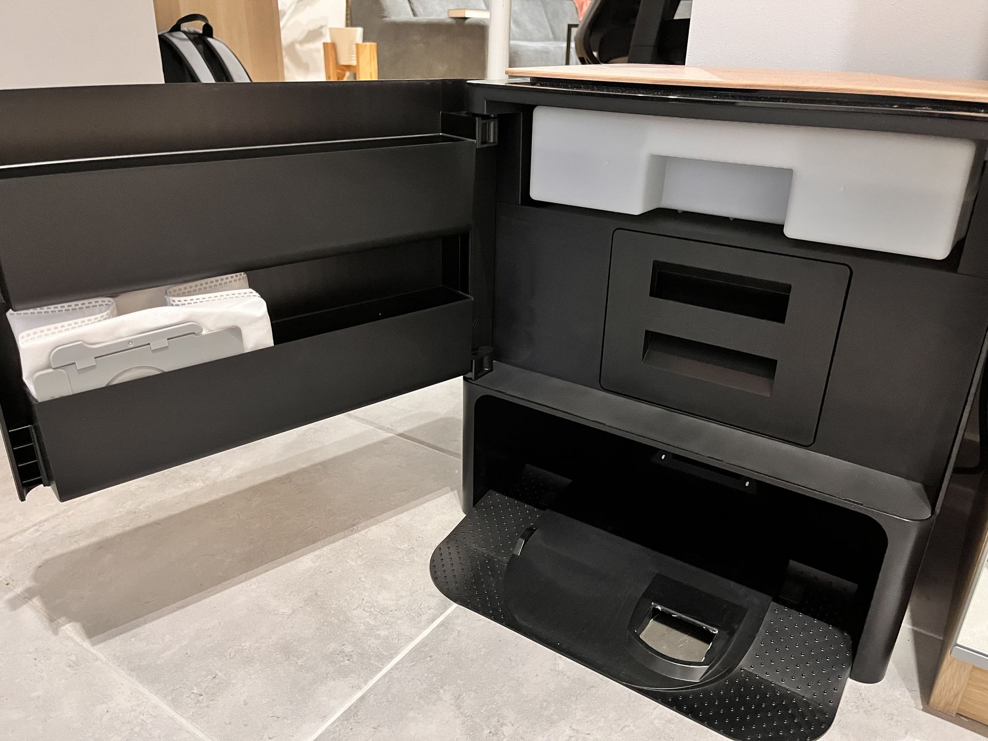 iRobot Roomba j9+ Combo